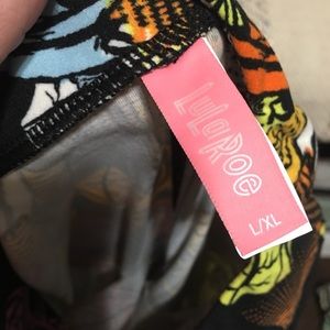 LuLaRoe Bottoms - 💥Price Firm💥Lularoe Kids L/XL Bat Leggings LuLaRoe Bottoms - 💥Price Firm💥Lularoe Kids L/XL Bat Leggings